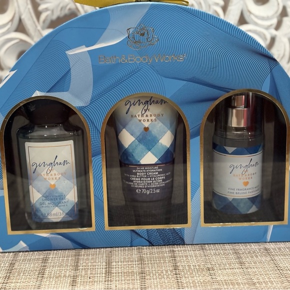 Bath & Body Works Gingham Blue Gift Set In Original packaging. - Picture 1 of 6
